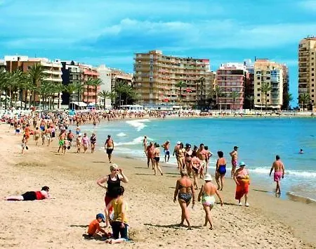 Bonito apartamento cerca del mar Appartamento