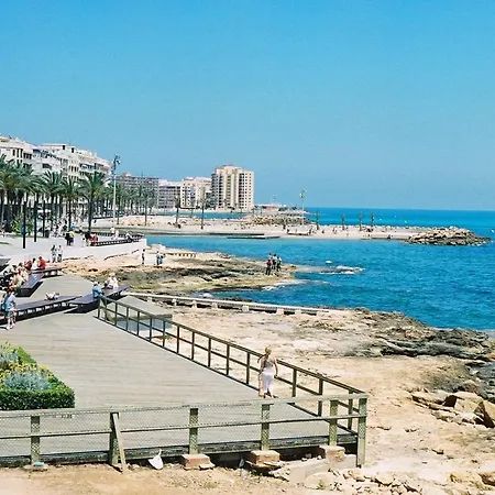 Bonito apartamento cerca del mar *