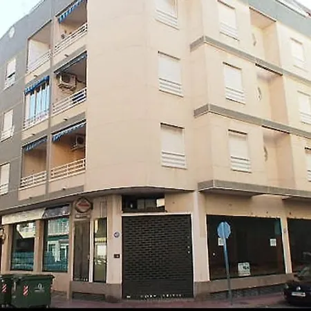 Bonito apartamento cerca del mar *