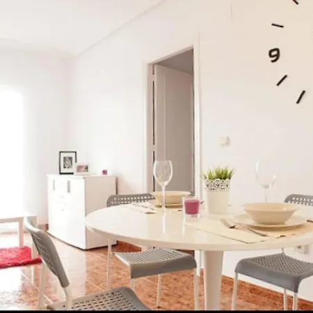 Bonito apartamento cerca del mar Appartamento Torrevieja